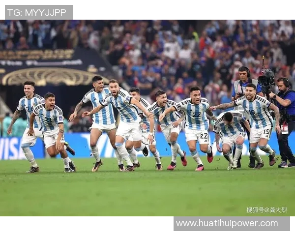 梅西射门击中横梁后麦卡利斯特破门助阿根廷领先1-0 梅西射门击中横梁后麦卡利斯特破门助阿根廷领先1-0